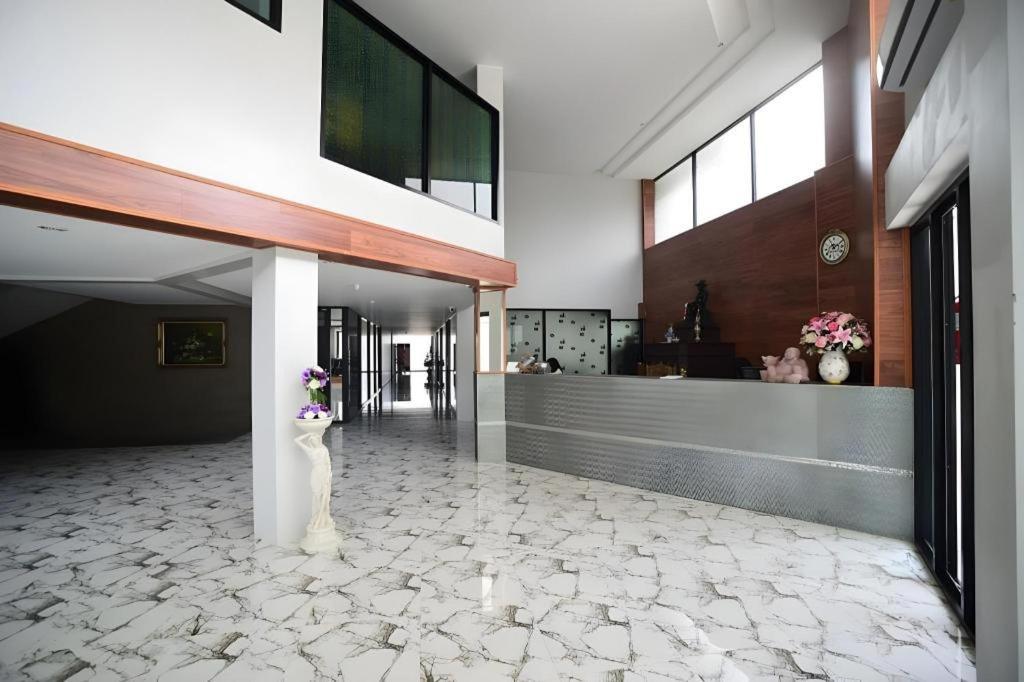 Chanthaburi Center Ngoại thất bức ảnh